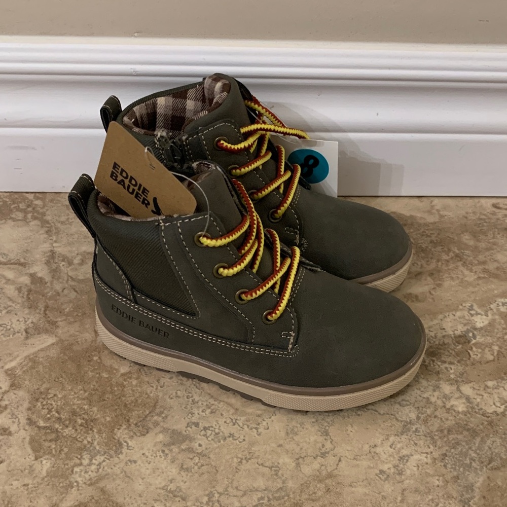 Eddie Bauer 8M Kids' Olive Boots with Yellow Laces toddler NEW zipper